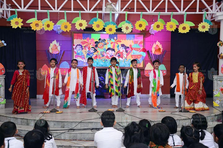 Holi Special Assembly 2020 at DPS Ruby Park Kolkata, Junior School ...